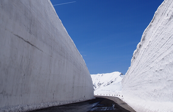 八甲田雪の回廊